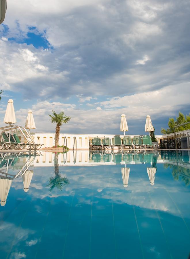 Amaryllis Hotel Apartments Tolón Buitenkant foto
