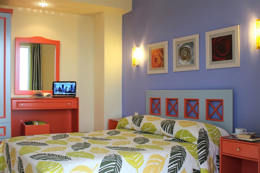 Amaryllis Hotel Apartments Tolón Buitenkant foto