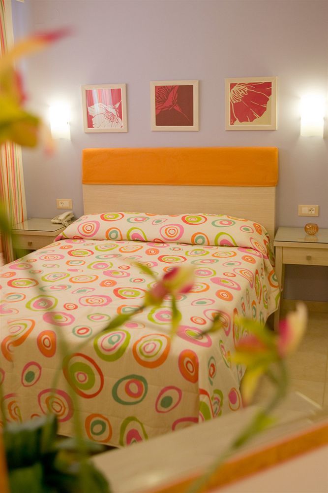 Amaryllis Hotel Apartments Tolón Buitenkant foto