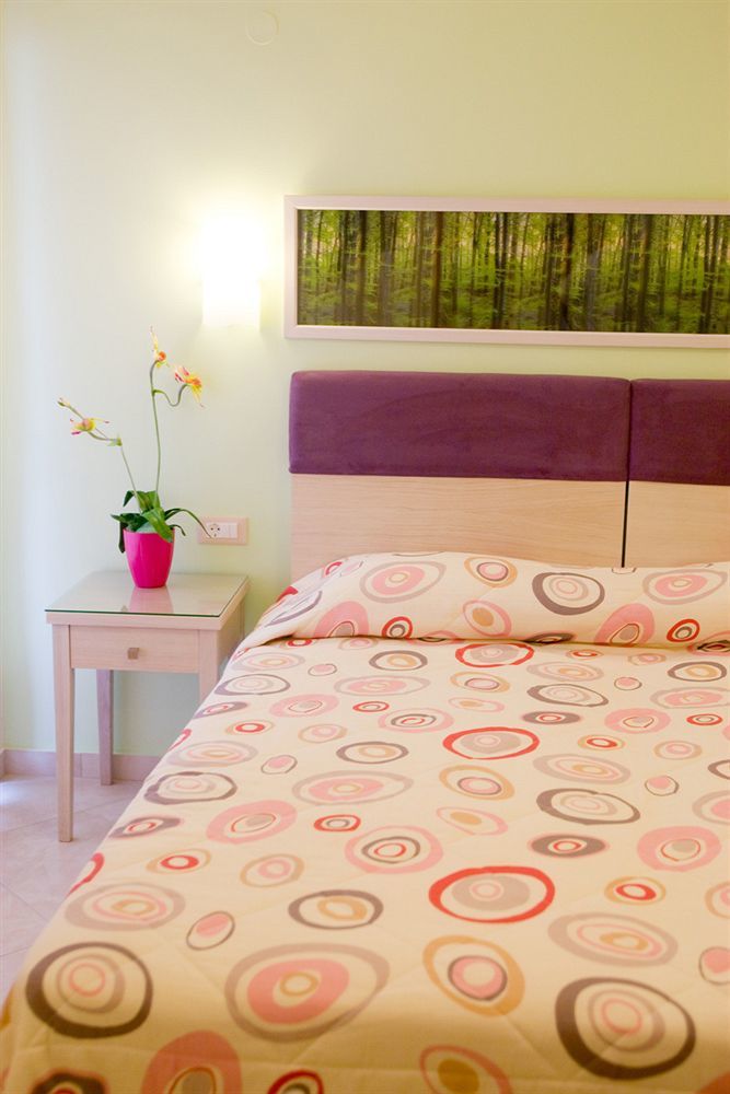 Amaryllis Hotel Apartments Tolón Buitenkant foto